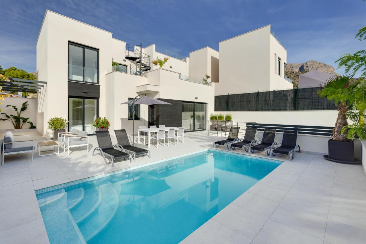 Villa Blanka, Amazing Villa With Hot Tube & Heated Pool In Polop, Alicante Exterior foto